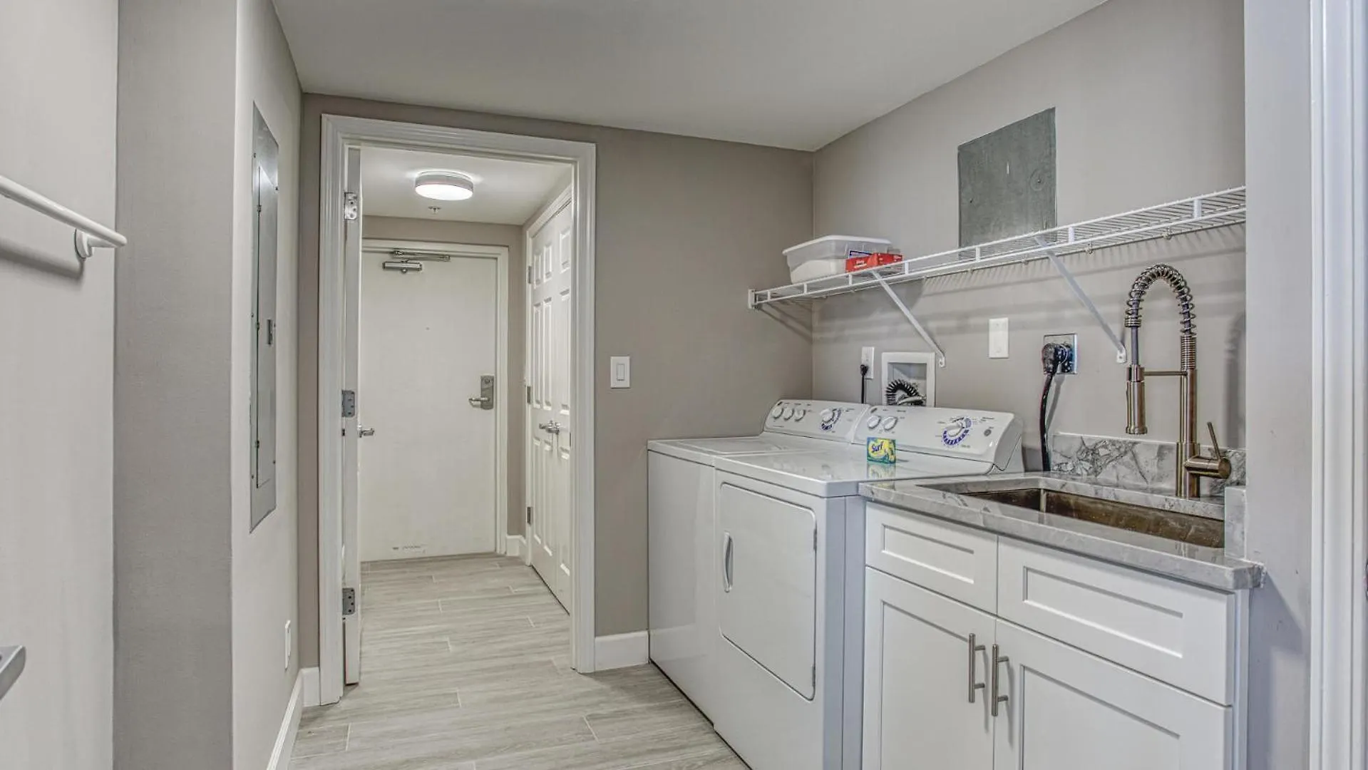 Holiday home St Maarten 701 A Completely Remodeled Beach Front Condo Destin