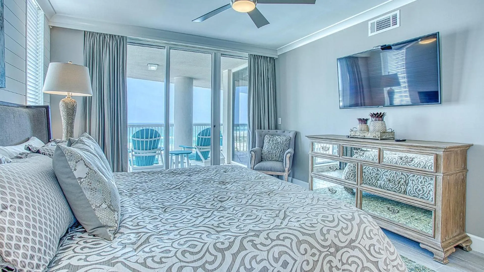 St Maarten 701 A Completely Remodeled Beach Front Condo Destin