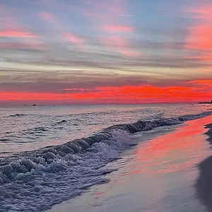 Sunrise Surprise 9th Floor 2br 2 Ba King Shuttle, Heated Pool! Destin