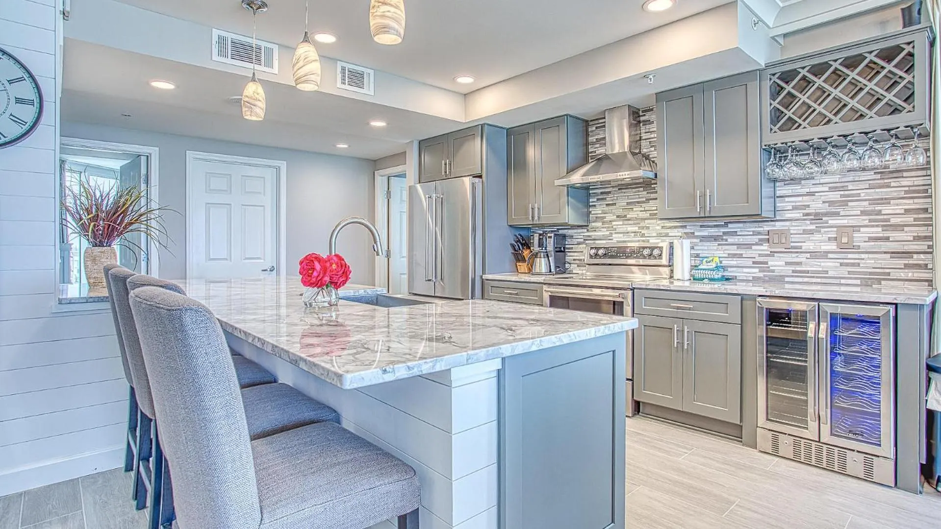 St Maarten 701 A Completely Remodeled Beach Front Condo location